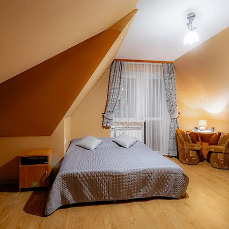 Goscinne U Moniki 3*