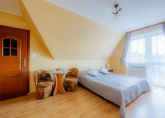 Goscinne U Moniki 3*